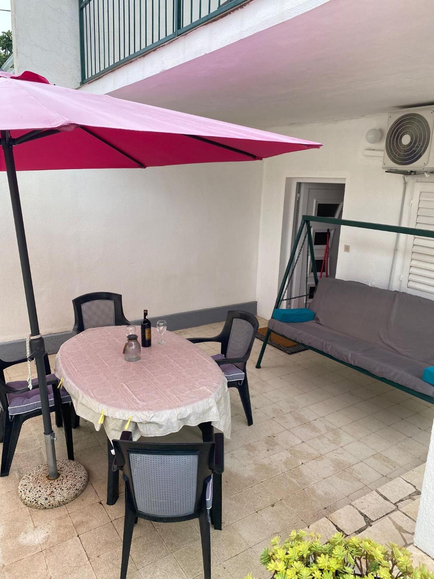 Apartmani Ines Marina  Exterior foto