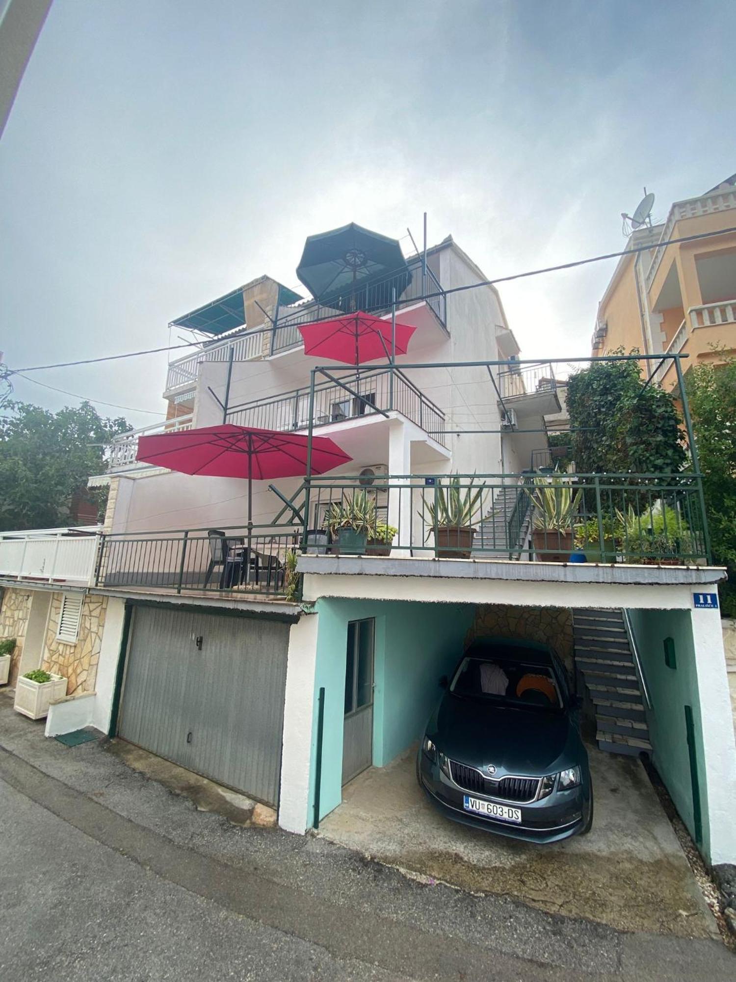 Apartmani Ines Marina  Exterior foto